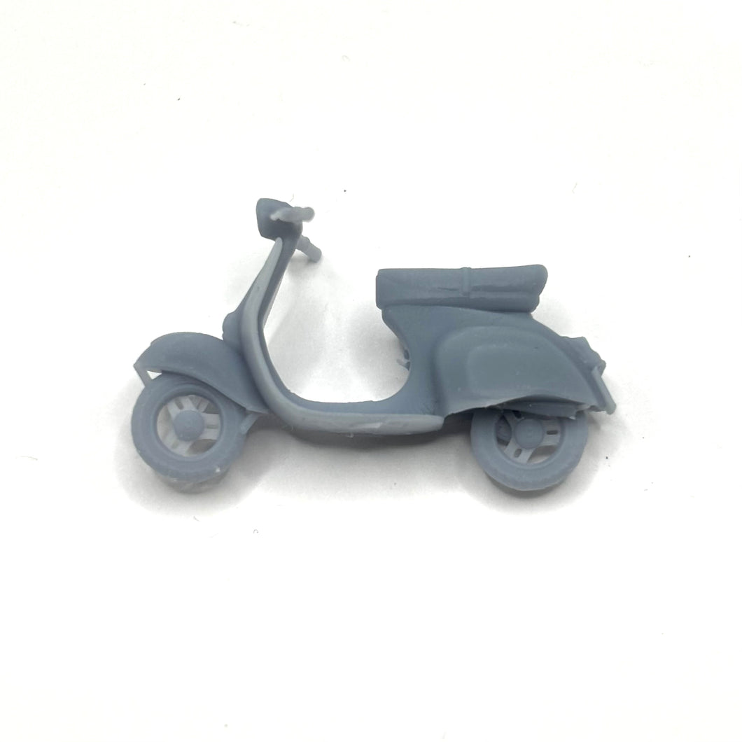 Vespa Scooter - 1/64